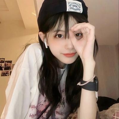 当女孩恋爱时封面